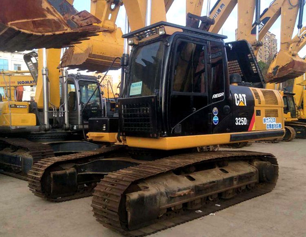 Caterpillar Cat325d excavator