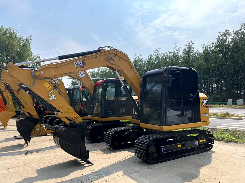 Caterpillar CAT307E excavator