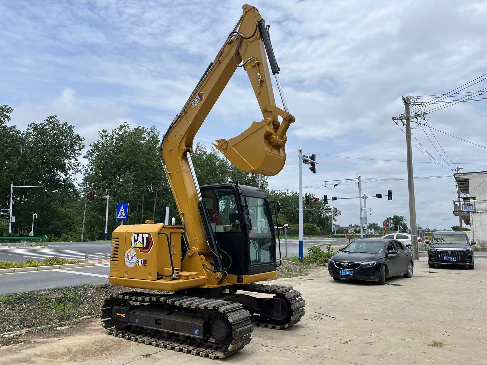 Caterpillar CAT307E excavator