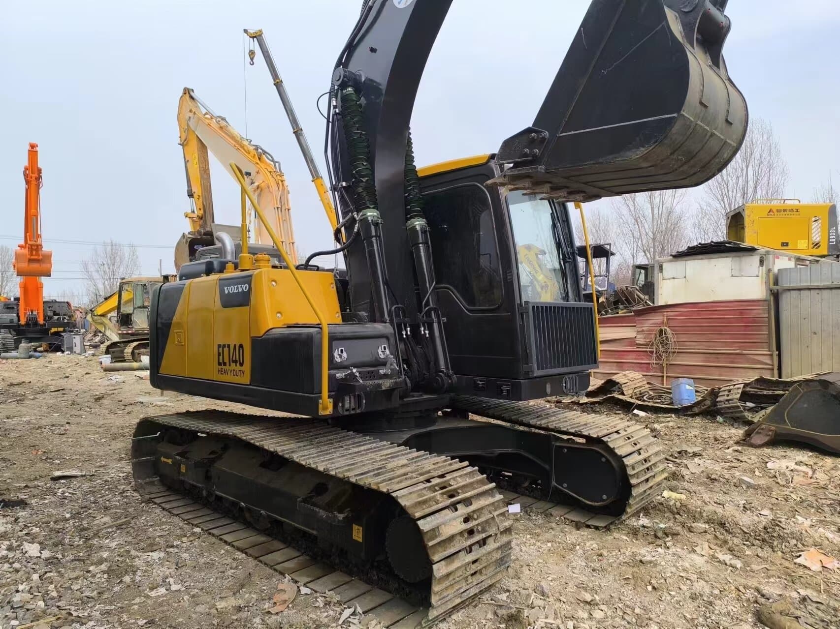 Volvo EC140