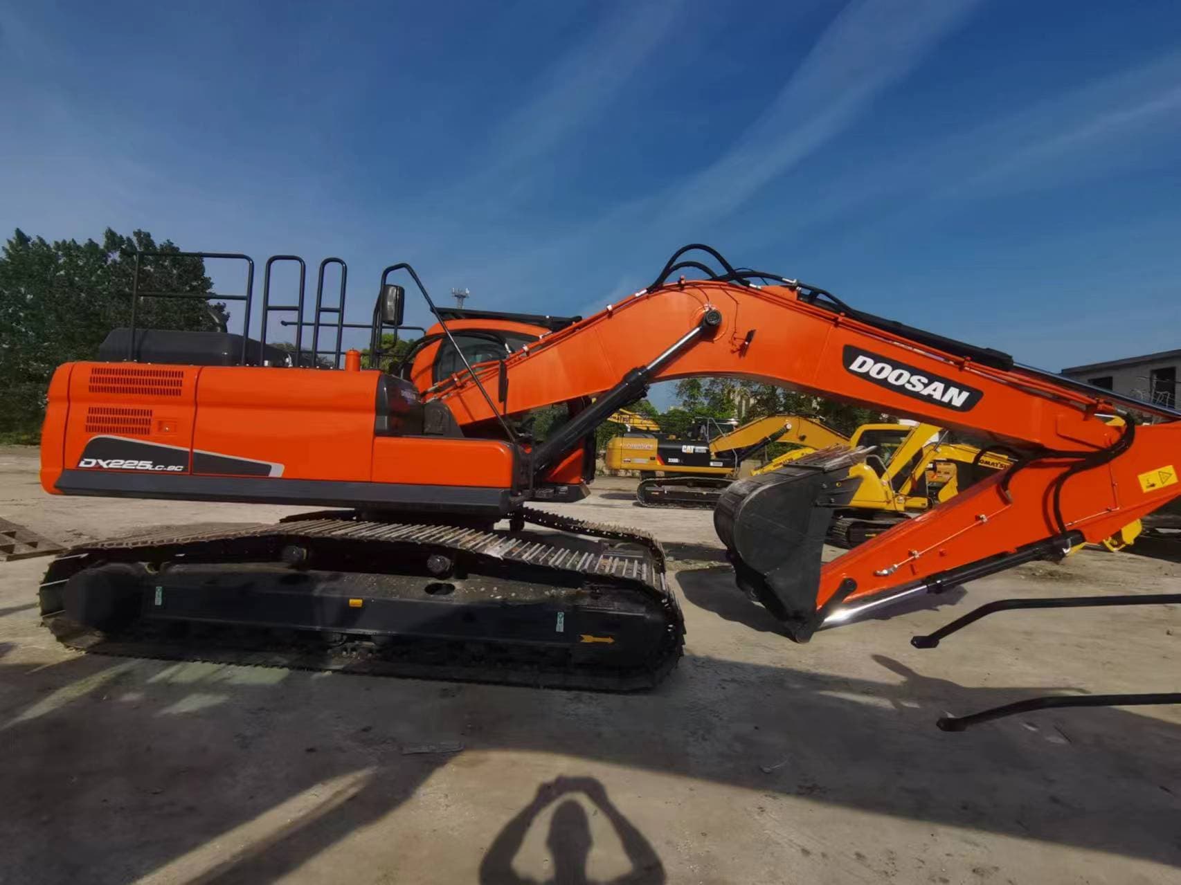 Doosan DX225LC-9C