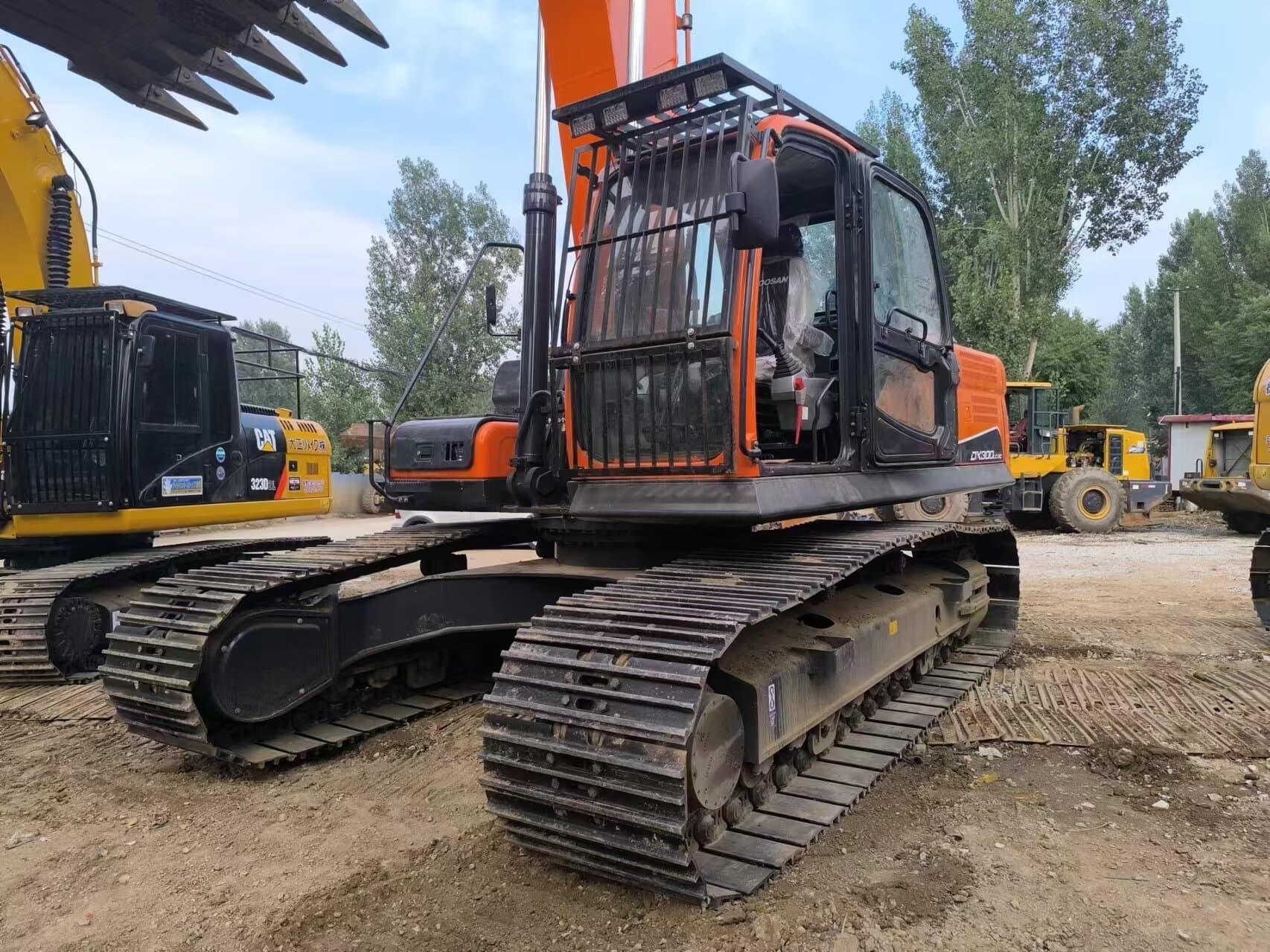 Doosan DX300LC