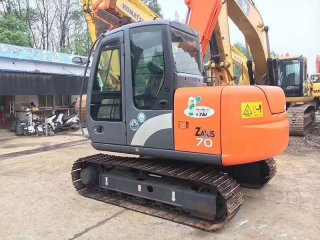 Hitachi ZX70-5 Excavator
