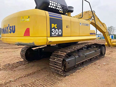 Komatsu PC300-7 Excavator