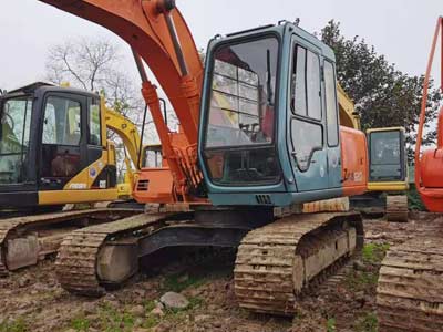 Hitachi EX120
