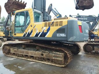 Volvo 290B Excavator