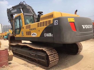 Volvo 460B Excavator