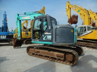 Kobelco SK135SR Excavator